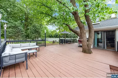335 River Road, New Milford, NJ 07646 - Photo 29