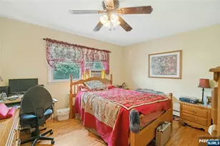 4 Royal Ave, Hawthorne, NJ 07506 - Photo 5