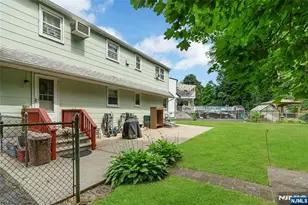 4 Royal Ave, Hawthorne, NJ 07506 - Photo 17