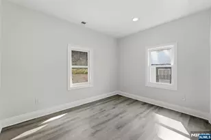 31 St Moritz Pl, Wayne, NJ 07470 - Photo 13