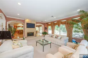 9 Ralph Dr, Fairfield, NJ 07004 - Photo 9