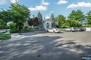 409 Brittany Dr, Wayne, NJ 07470 - Photo 19
