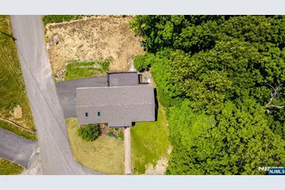 1 Bantry Court, Vernon, NJ 07422 - Photo 37