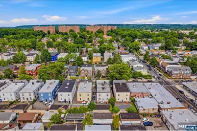 202 Eastern Parkway, Newark, NJ 07106 - Photo 13