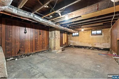92 S Devine Street, Newark, NJ 07106 - Photo 21