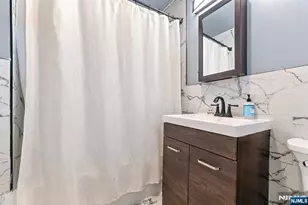 92 S Devine St, Newark, NJ 07106 - Photo 5