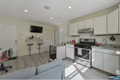 172-174 Carroll Street, Paterson, NJ 07501 - Photo 7