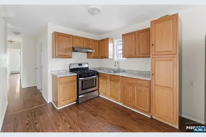172-174 Carroll Street, Paterson, NJ 07501 - Photo 19