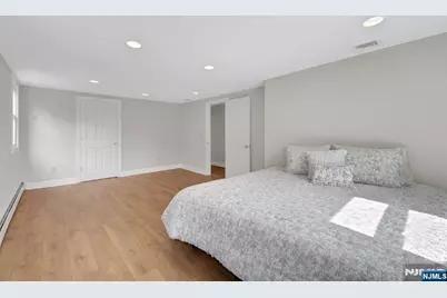 32 Bellows Lane, Montville Township, NJ 07082 - Photo 29
