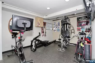 117 Roxbury Rd, Dumont, NJ 07628 - Photo 35