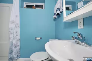 117 Roxbury Rd, Dumont, NJ 07628 - Photo 37