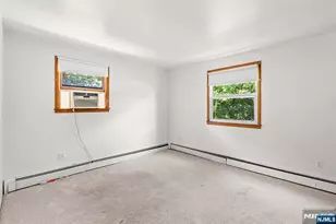 354 Terhune Ave, Paramus, NJ 07652 - Photo 23