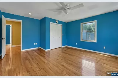 71 View Street, Bergenfield, NJ 07621 - Photo 27