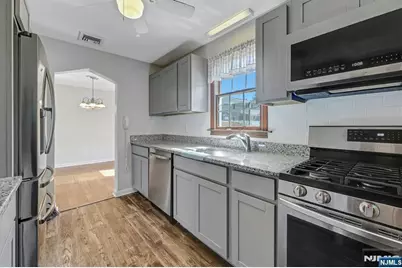 71 View Street, Bergenfield, NJ 07621 - Photo 37
