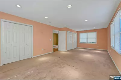 71 View Street, Bergenfield, NJ 07621 - Photo 11