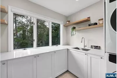 739 Shoshone Trail, Franklin Lakes, NJ 07417 - Photo 33