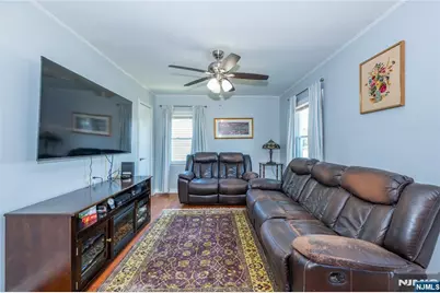 443 Mount Prospect Avenue, Clifton, NJ 07012 - Photo 5