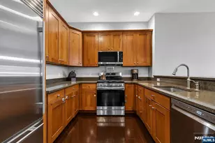 7400 River Road 108, North Bergen, NJ 07047 - Photo 7