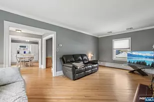 377 Hollywood Ave, Fairfield, NJ 07004 - Photo 11