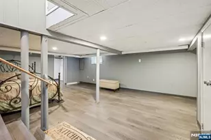 377 Hollywood Ave, Fairfield, NJ 07004 - Photo 27