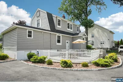 377 Hollywood Avenue, Fairfield, NJ 07004 - Photo 29