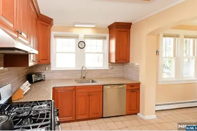 76 Poplar Street, Ridgefield Park, NJ 07660 - Photo 15