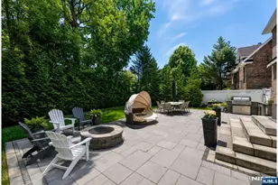 1152 Cumbermeade Rd, Fort Lee, NJ 07024 - Photo 3