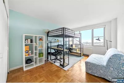 2100 Linwood Avenue 19V #19V, Fort Lee, NJ 07024 - Photo 17