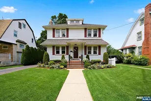 156 Larch Ave, Teaneck Township, NJ 07666 - Photo 3