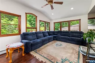 36 Hancock Dr, West Milford, NJ 07480 - Photo 3