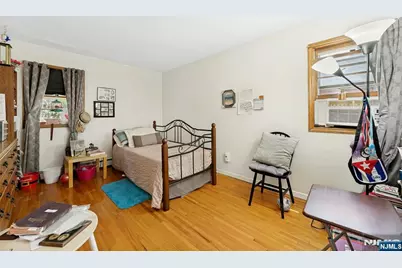 723 2nd Avenue, Lyndhurst Township, NJ 07071 - Photo 9