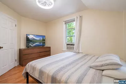 37 Fenner Avenue, Clifton, NJ 07013 - Photo 13