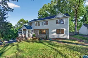 2 Garden Ct, Ho Ho Kus, NJ 07423 - Photo 3