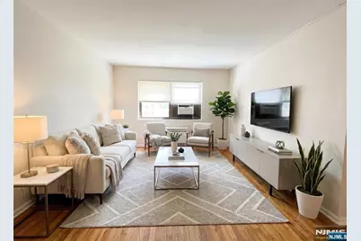 3050 Edwin Avenue 3F #3F, Fort Lee, NJ 07024 - Photo 1
