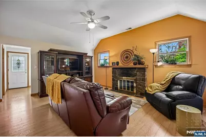 43 Calumet Avenue, Parsippany, NJ 07034 - Photo 3