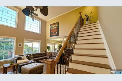 479 Black Bear Path, Jefferson Township, NJ 07849 - Photo 11