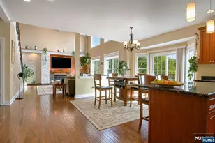 479 Black Bear Path, Jefferson Township, NJ 07849 - Photo 7