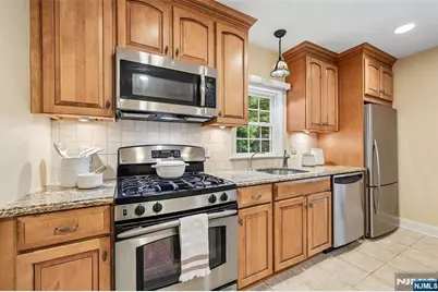 3 Madison Heights, Wyckoff Township, NJ 07481 - Photo 9