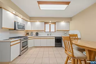 174 Milton Ave, Nutley, NJ 07110 - Photo 29