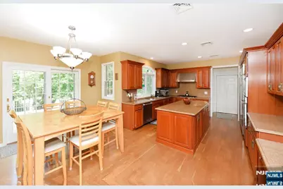 88 Dearborn Road, Norwood, NJ 07648 - Photo 9