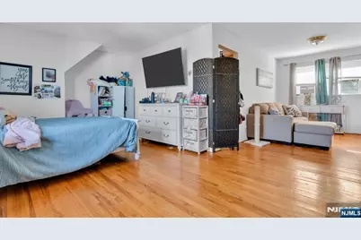 321 Farnham Avenue, Lodi, NJ 07644 - Photo 37