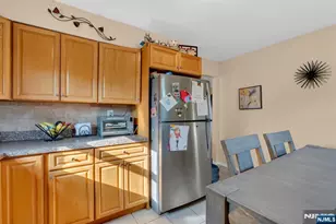321 Farnham Ave, Lodi, NJ 07644 - Photo 27