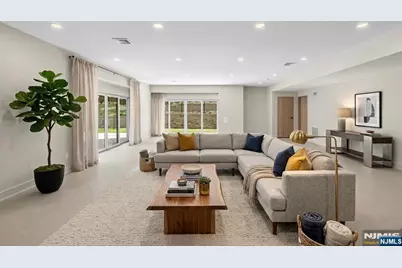 911 Hilltop Terrace, Franklin Lakes, NJ 07417 - Photo 25