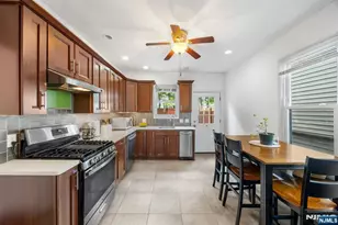 37 Harris St, Haledon, NJ 07508 - Photo 9