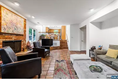 329 Glenwood Avenue, Leonia, NJ 07605 - Photo 13