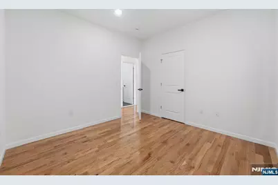 26 Parkhurst Street, Newark, NJ 07114 - Photo 15