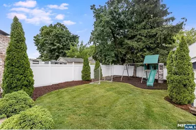 19 Forest Avenue, Verona, NJ 07044 - Photo 27