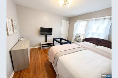 236 Alexander Street, Newark, NJ 07106 - Photo 11