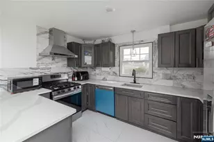 287 Atlantic Dr, Parsippany, NJ 07054 - Photo 11