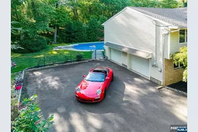 61 Brookview Drive, Woodcliff Lake, NJ 07677 - Photo 47
